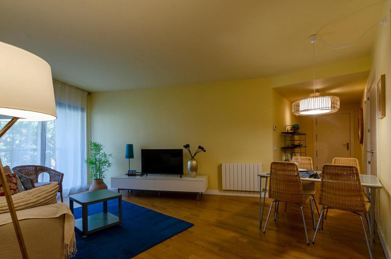 Devesa Park Apartment With Private Parking Жерона Екстер'єр фото